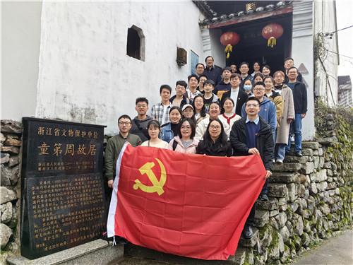 探索光物理学